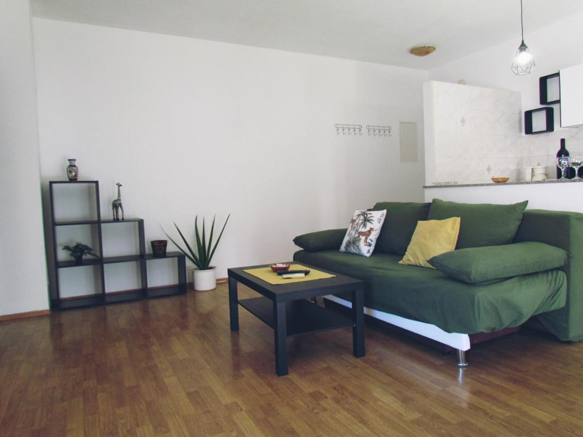 Apartman Petra Kaštela Zewnętrze zdjęcie