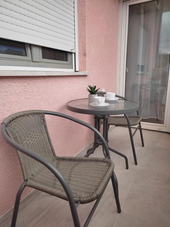 Apartman Petra Kaštela Zewnętrze zdjęcie