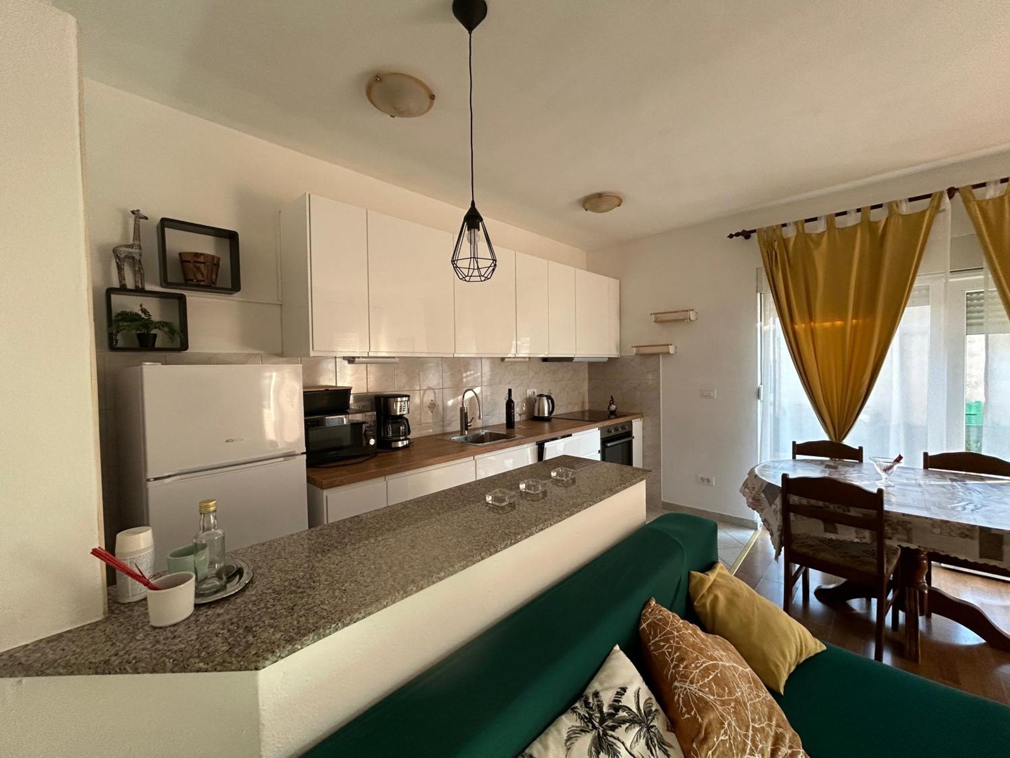 Apartman Petra Kaštela Zewnętrze zdjęcie
